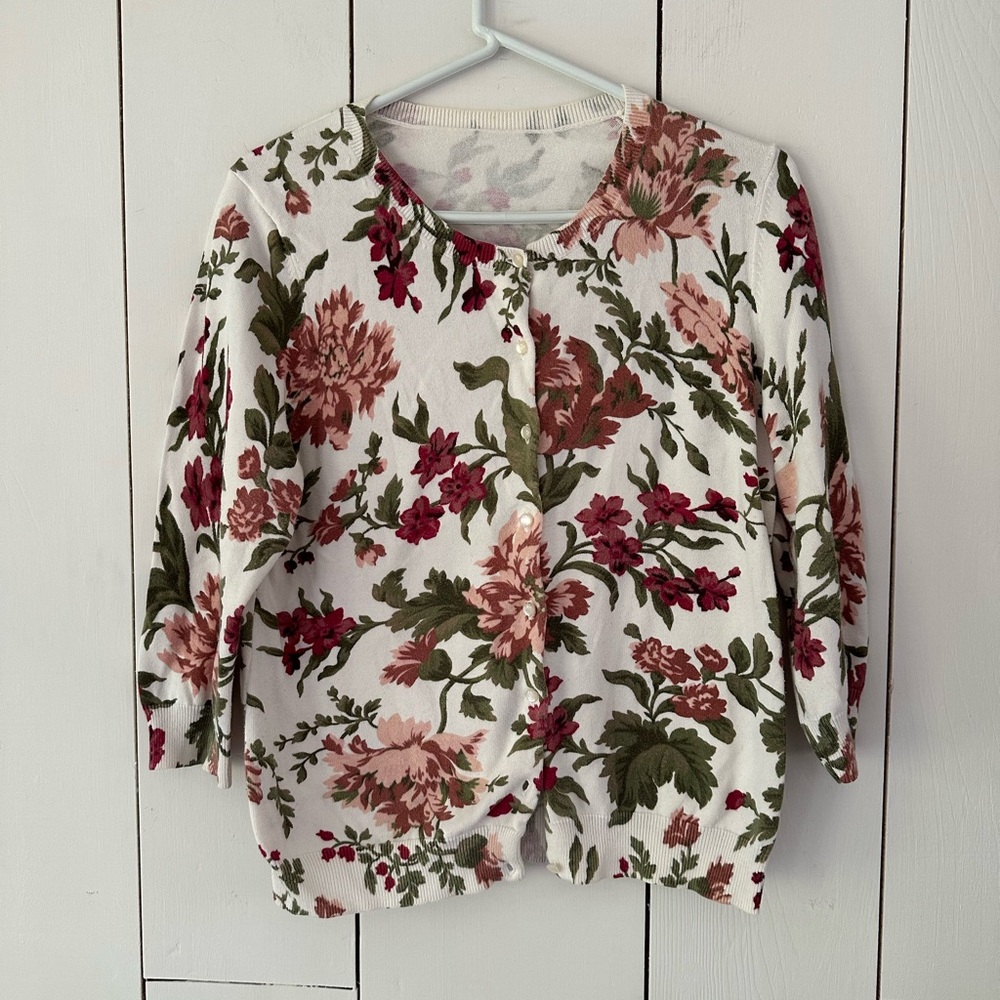 2010s Floral Cardigan Sweater Sz S-M White Burgundy Pink Green